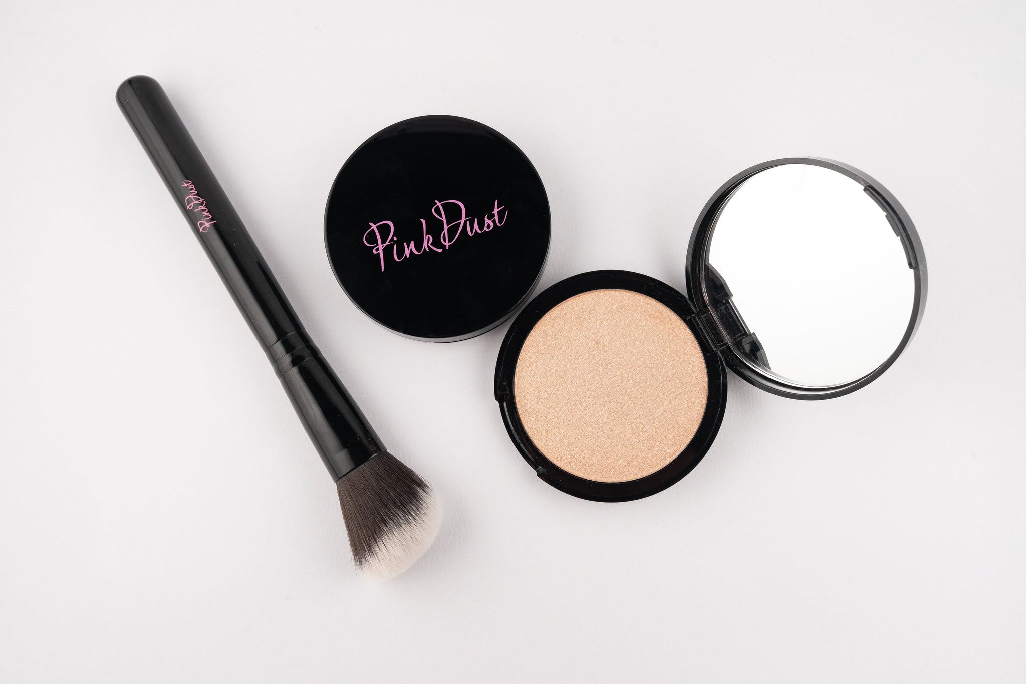 Angled Contour/Blush Brush